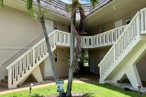 Copropriété à louer à Miami Lakes, Floride: 1 chambre, 65.03 m2 № 1956920 - photo 20