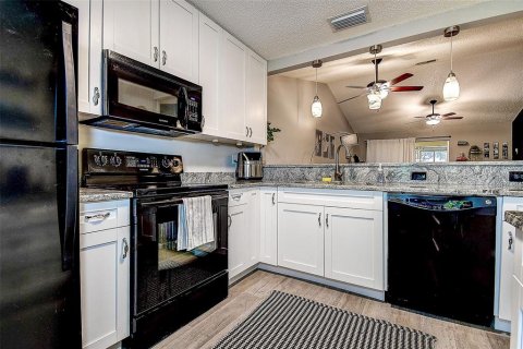 Condominio en venta en Clearwater, Florida, 2 dormitorios, 85.01 m2 № 1772870 - foto 8