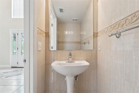 Villa ou maison à louer à Ocoee, Floride: 4 chambres, 227.7 m2 № 2385739 - photo 24