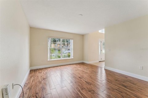 Villa ou maison à louer à Ocoee, Floride: 4 chambres, 227.7 m2 № 2385739 - photo 12