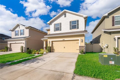 Casa en Saint Cloud, Florida 4 dormitorios, 205.41 m2 № 2334226