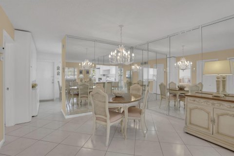 Condominio en venta en Hallandale Beach, Florida, 2 dormitorios, 82.5 m2 № 2077494 - foto 5
