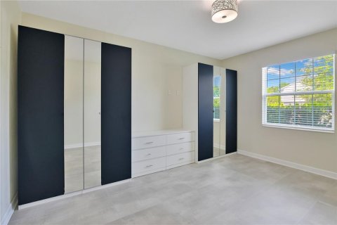 Villa ou maison à louer à Kissimmee, Floride: 5 chambres, 254.18 m2 № 2112400 - photo 25