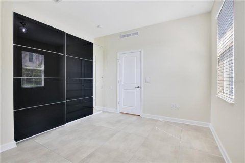 Villa ou maison à louer à Kissimmee, Floride: 5 chambres, 254.18 m2 № 2112400 - photo 27