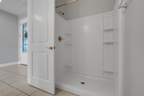 Villa ou maison à vendre à Groveland, Floride: 4 chambres, 243.4 m2 № 2152319 - photo 16