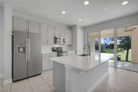 Villa ou maison à vendre à Groveland, Floride: 4 chambres, 243.4 m2 № 2152319 - photo 11