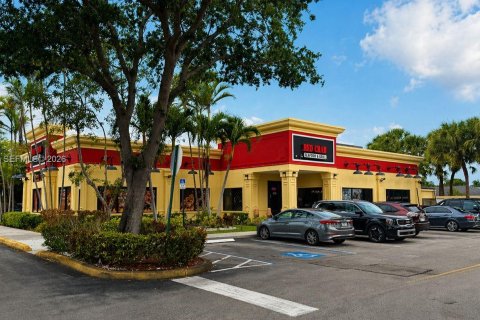 Propiedad comercial en Deerfield Beach, Florida № 2072139