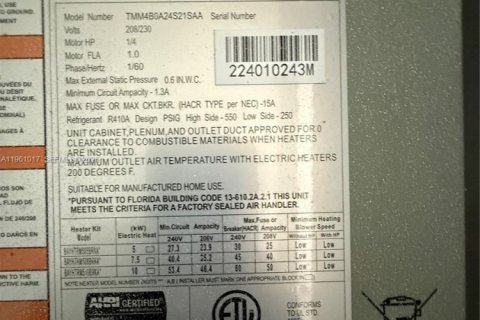 Condominio en venta en Sunrise, Florida, 1 dormitorio, 59.46 m2 № 2021830 - foto 23