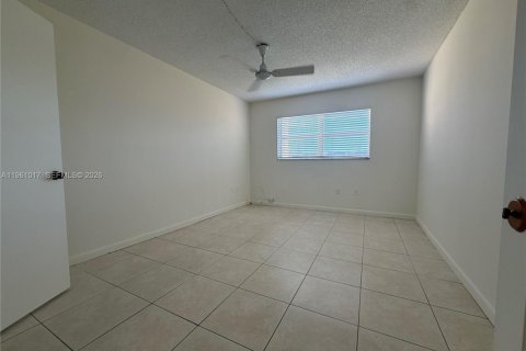 Condominio en venta en Sunrise, Florida, 1 dormitorio, 59.46 m2 № 2021830 - foto 16