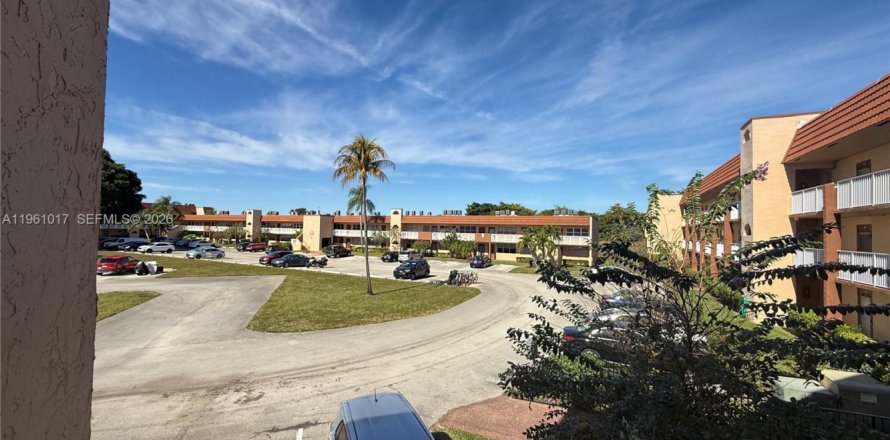 Condominio en Sunrise, Florida, 1 dormitorio  № 2021830