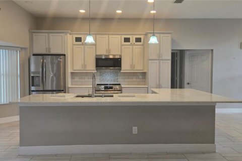 Villa ou maison à vendre à Orlando, Floride: 4 chambres, 174.01 m2 № 2427223 - photo 4