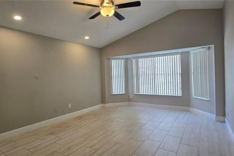 Villa ou maison à vendre à Orlando, Floride: 4 chambres, 174.01 m2 № 2427223 - photo 11