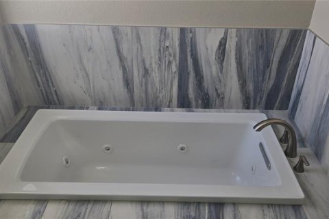 Villa ou maison à vendre à Orlando, Floride: 4 chambres, 174.01 m2 № 2427223 - photo 15