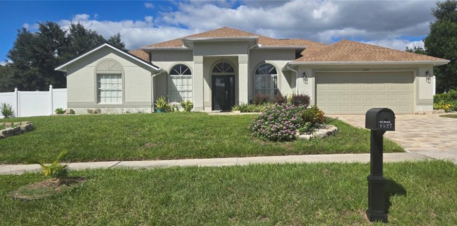 Villa ou maison à Orlando, Floride 4 chambres, 174.01 m2 № 2427223