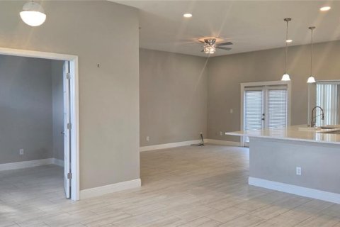 Villa ou maison à vendre à Orlando, Floride: 4 chambres, 174.01 m2 № 2427223 - photo 7