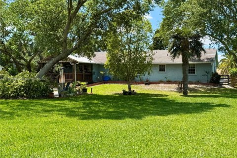 House in Southwest Ranches, Florida 3 bedrooms, 143.26 sq.m. № 1711381 - photo 20