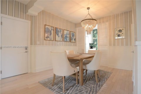 Condominio en venta en Miami Beach, Florida, 1 dormitorio, 61.32 m2 № 1994597 - foto 8