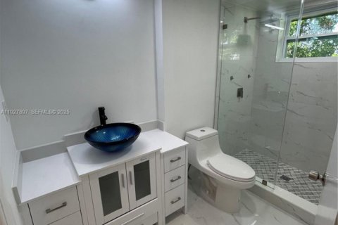 Touwnhouse à louer à Miami, Floride: 2 chambres, 117.61 m2 № 1987410 - photo 10