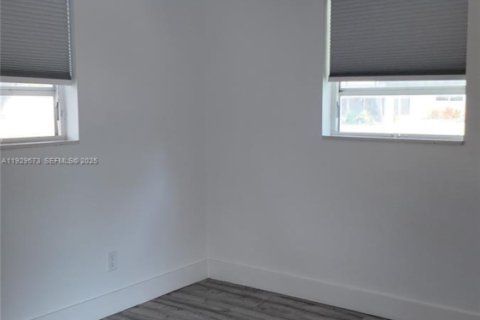 Купить виллу или дом в Холливуд, Флорида 3 спальни, 120.96м2, № 1988417 - фото 21