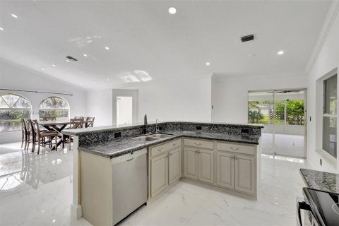 Casa en venta en Loxahatchee Groves, Florida, 4 dormitorios, 222.41 m2 № 1770804 - foto 27