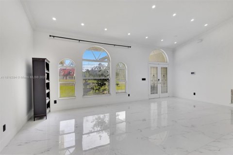 Casa en venta en Loxahatchee Groves, Florida, 4 dormitorios, 222.41 m2 № 1770804 - foto 14