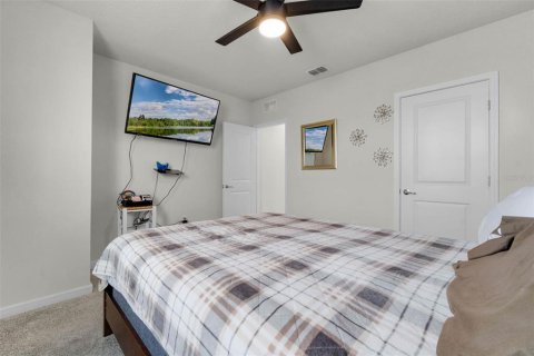 House in Kissimmee, Florida 4 bedrooms, 202.34 sq.m. № 1625510 - photo 15