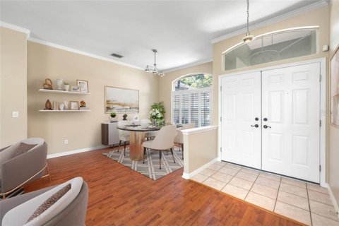 House in Lutz, Florida 4 bedrooms, 205.04 sq.m. № 2427427 - photo 10
