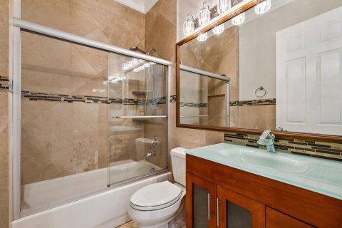 Casa en alquiler en Boynton Beach, Florida, 5 dormitorios, 378.76 m2 № 2421317 - foto 23