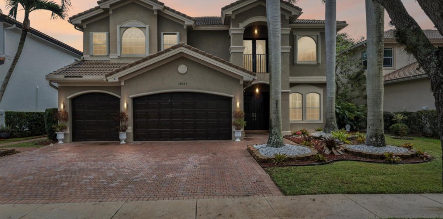 Casa en Boynton Beach, Florida 5 dormitorios, 378.76 m2 № 2421317
