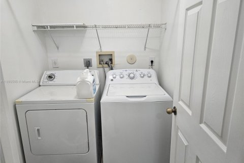 Купить виллу или дом в Уэстон, Флорида 3 спальни, 146.79м2, № 1945201 - фото 15