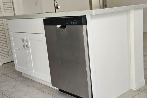 Купить виллу или дом в Уэстон, Флорида 3 спальни, 146.79м2, № 1945201 - фото 11