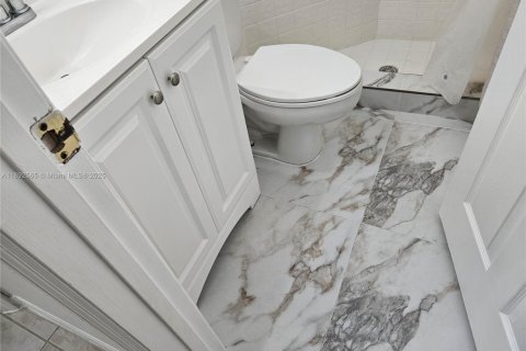 Купить виллу или дом в Уэстон, Флорида 3 спальни, 146.79м2, № 1945201 - фото 14