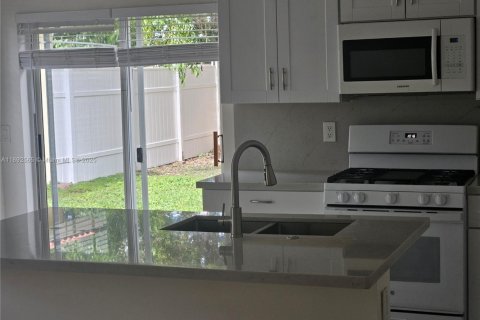 Купить виллу или дом в Уэстон, Флорида 3 спальни, 146.79м2, № 1945201 - фото 8