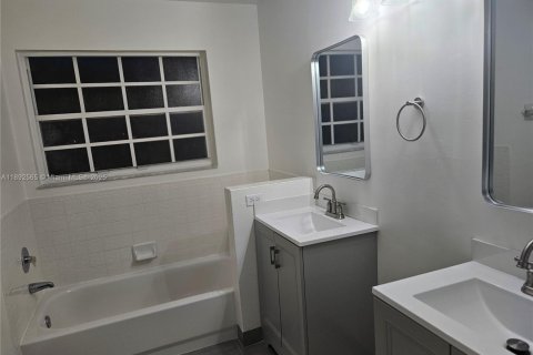 Купить виллу или дом в Уэстон, Флорида 3 спальни, 146.79м2, № 1945201 - фото 13