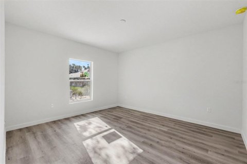 House in Ocala, Florida 3 bedrooms, 129.97 sq.m. № 2394361 - photo 11
