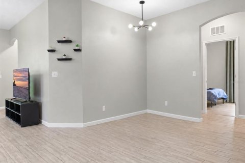 Casa en venta en DeLand, Florida, 4 dormitorios, 195.09 m2 № 2386613 - foto 13