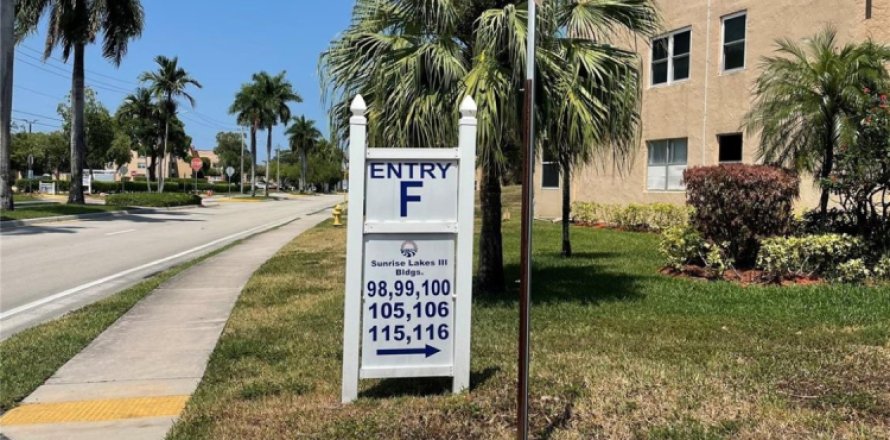 Condominio en Sunrise, Florida, 1 dormitorio № 1210452