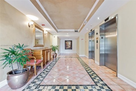 Copropriété à louer à Aventura, Floride: 2 chambres, 109.62 m2 № 1985654 - photo 12