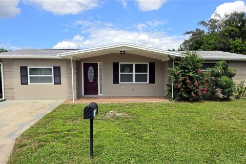 Casa en Holiday, Florida 3 dormitorios, 103.4 m2 № 2371962