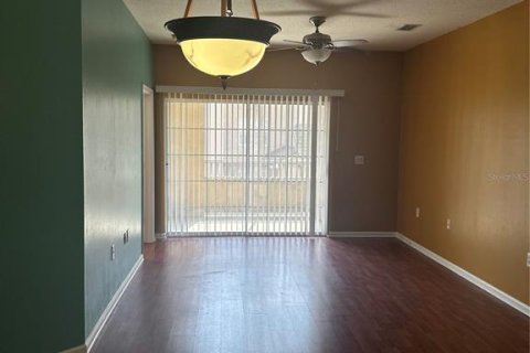 Condo in Orlando, Florida, 2 bedrooms  № 1866688 - photo 13
