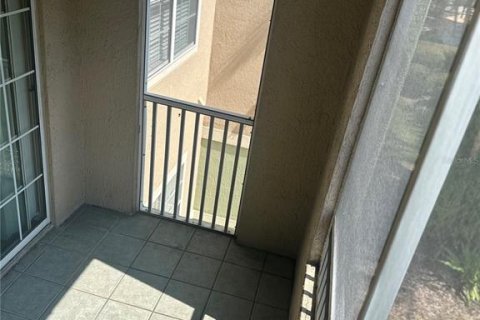 Condo in Orlando, Florida, 2 bedrooms  № 1866688 - photo 19