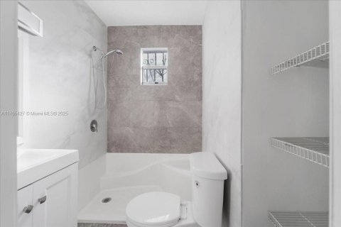 Casa en venta en Miami, Florida, 2 dormitorios, 69.68 m2 № 1861910 - foto 25