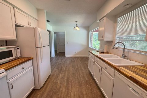 Casa en alquiler en Lecanto, Florida, 3 dormitorios, 130.25 m2 № 1884261 - foto 6