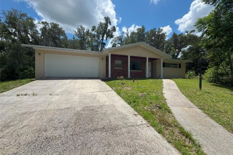 Casa en alquiler en Lecanto, Florida, 3 dormitorios, 130.25 m2 № 1884261 - foto 1