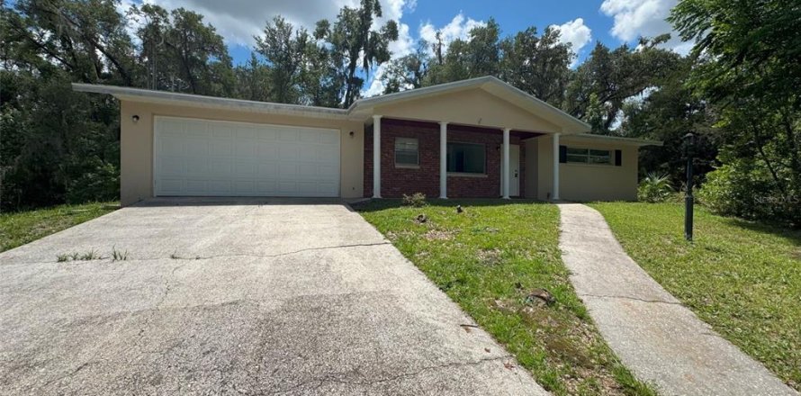 Casa en Lecanto, Florida 3 dormitorios, 130.25 m2 № 1884261
