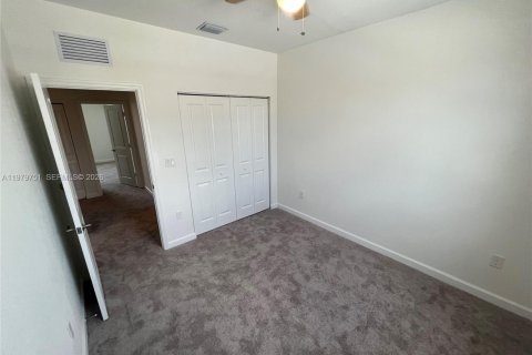Touwnhouse à louer à Miami, Floride: 3 chambres, 138.33 m2 № 2046155 - photo 20