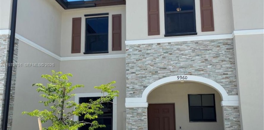 Touwnhouse à Miami, Floride 3 chambres, 138.33 m2 № 2046155