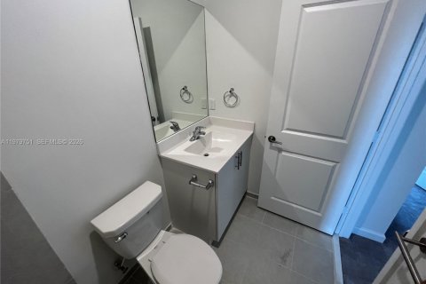 Touwnhouse à louer à Miami, Floride: 3 chambres, 138.33 m2 № 2046155 - photo 16