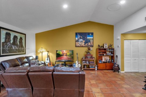 Villa ou maison à vendre à Weston, Floride: 3 chambres, 149.67 m2 № 1804367 - photo 14