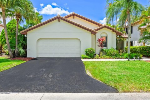 Villa ou maison à vendre à Weston, Floride: 3 chambres, 149.67 m2 № 1804367 - photo 2